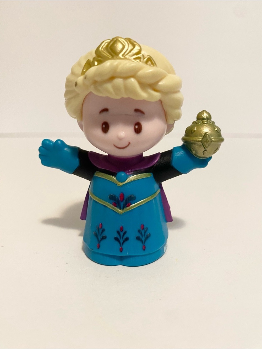 Little People Frozen Elsa Ice Queen Disney Princess Toy Fisher Price 4/$20 🛑
